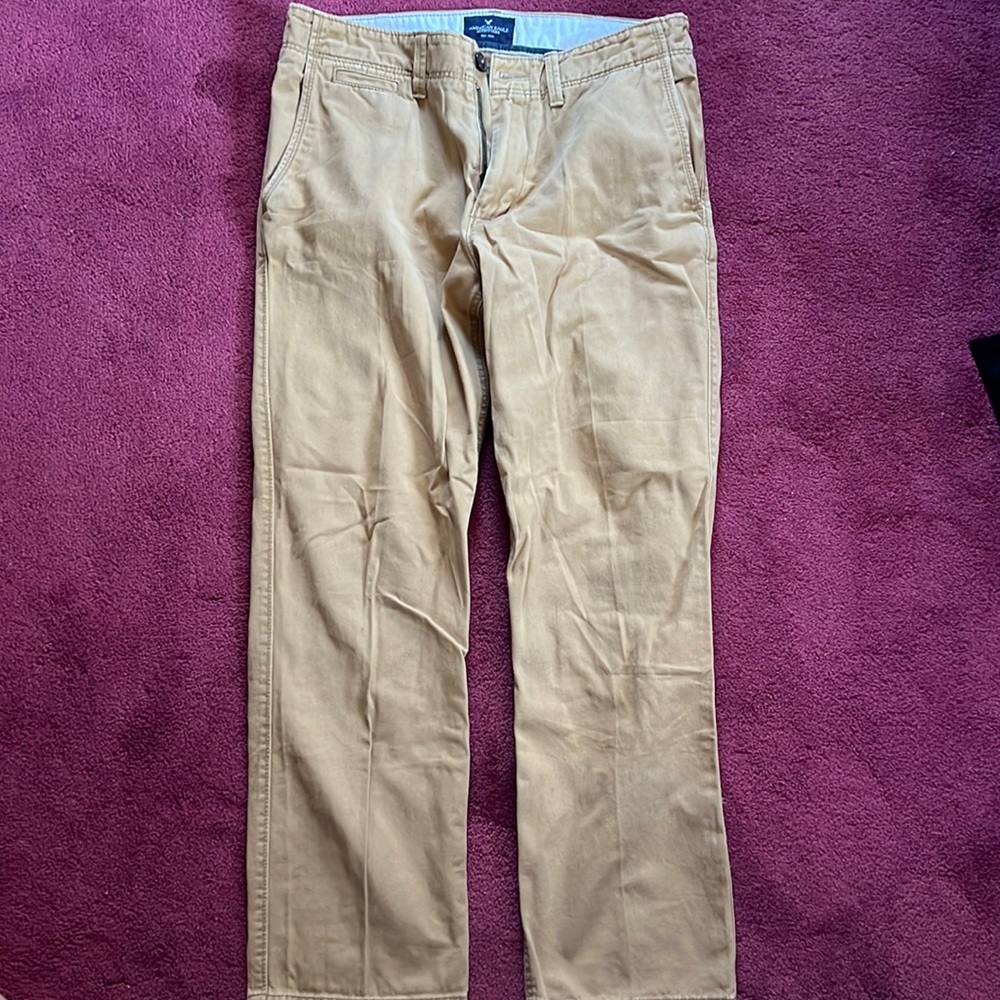 American eagle relaxed straight khakis